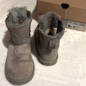 UGG Classic Mini II